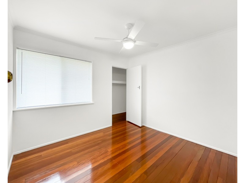 2 Thornhill Street, Springwood QLD 4127