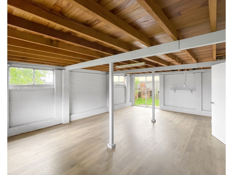 2 Thornhill Street, Springwood QLD 4127