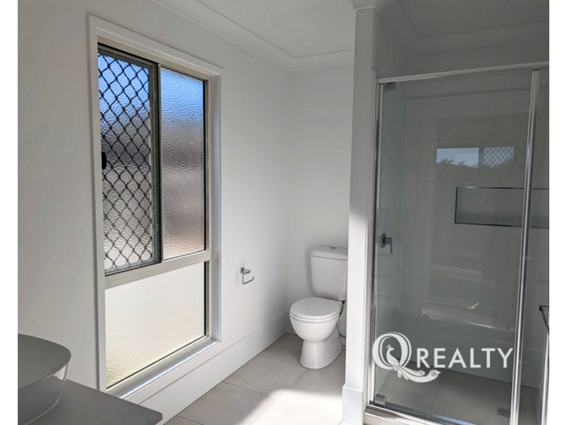 72 Lunar Circuit, Spring Mountain QLD 4124
