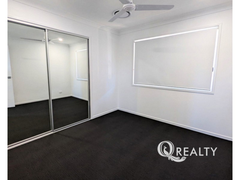 72 Lunar Circuit, Spring Mountain QLD 4124