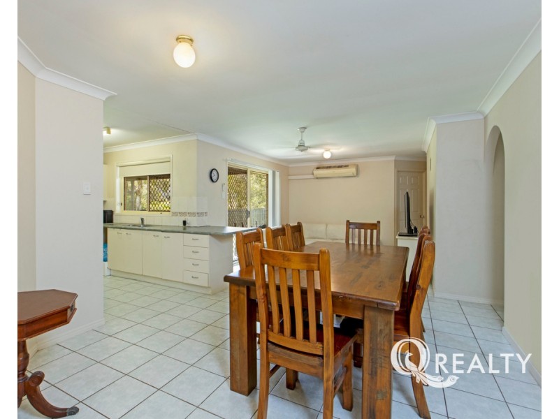 70 Paddington Crescent, Stretton QLD 4116