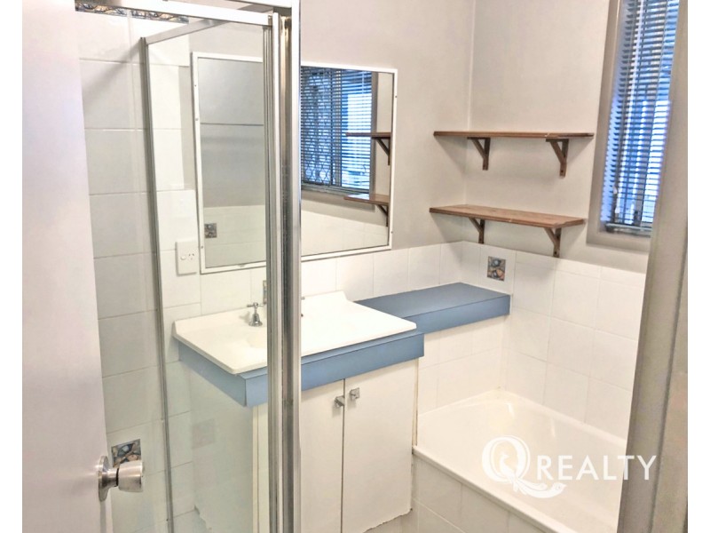 71 High Street, Bundamba QLD 4304