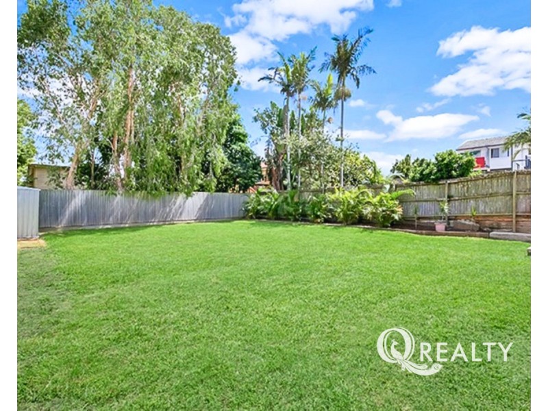 25A Frederick Street, Annerley QLD 4103