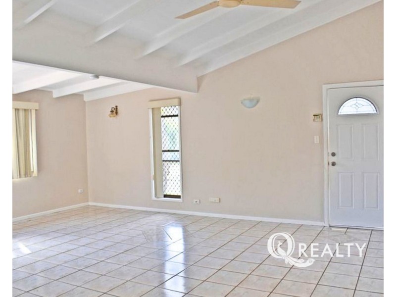 10 Redwood Street, Marsden QLD 4132