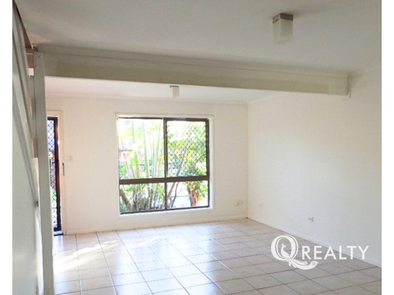 1/22 Garfield Road, Logan Central QLD 4114
