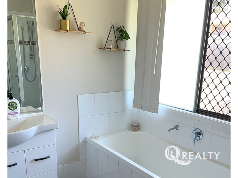 100 High Street, Blackstone QLD 4304