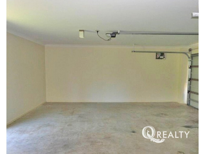 100 High Street, Blackstone QLD 4304