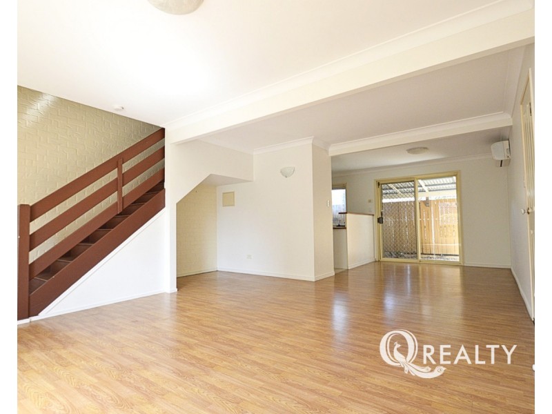 4/16 Ewing Road, Logan Central QLD 4114