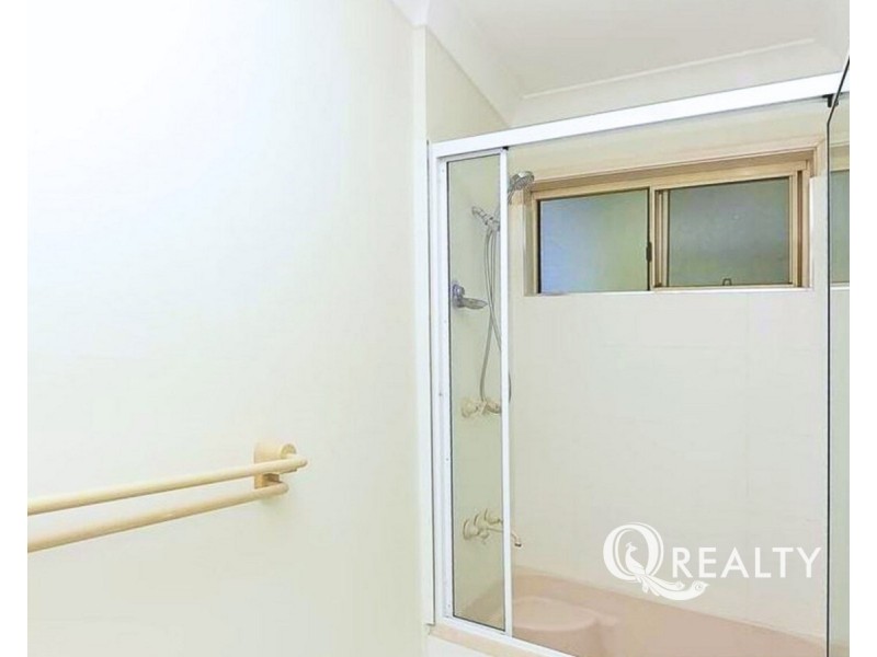 4/16 Ewing Road, Logan Central QLD 4114
