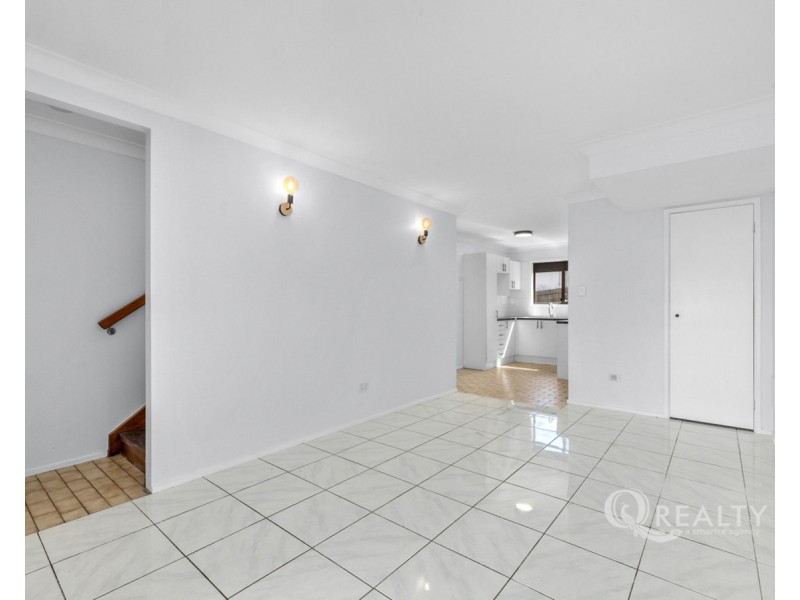 8/124 Smith Road, Woodridge QLD 4114