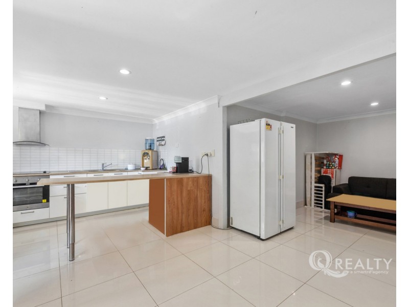 5 Franke Court, Kingston QLD 4114