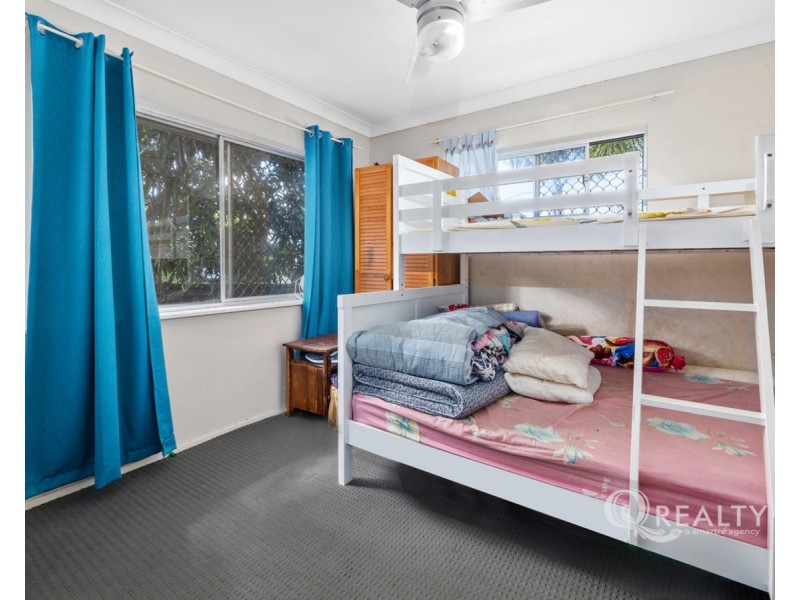 2 Garden Avenue, Woodridge QLD 4114