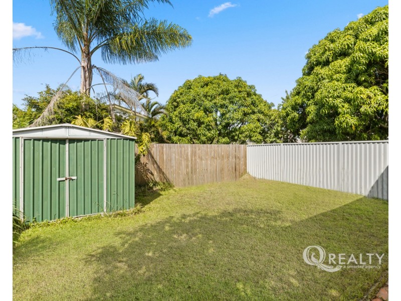 2 Garden Avenue, Woodridge QLD 4114