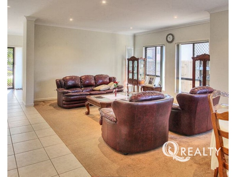 26 Aldea Place, Stretton QLD 4116