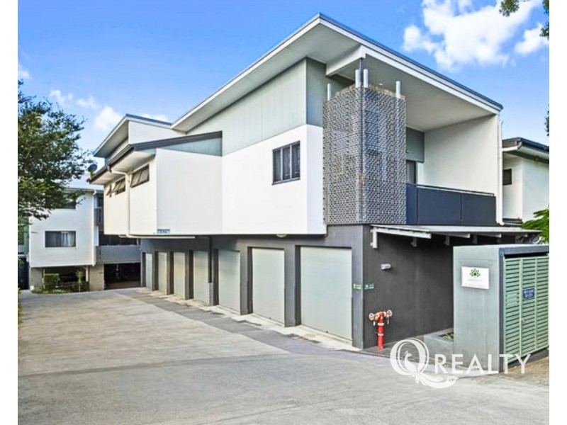 4/30 Jordan Street, Greenslopes QLD 4120