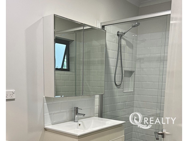 4/30 Jordan Street, Greenslopes QLD 4120