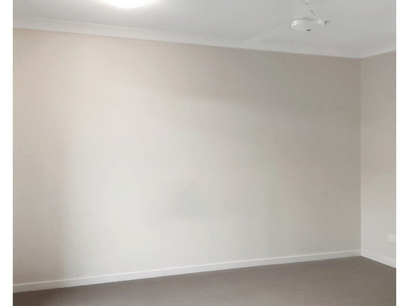 3/4 Burchill Street, Loganlea QLD 4131