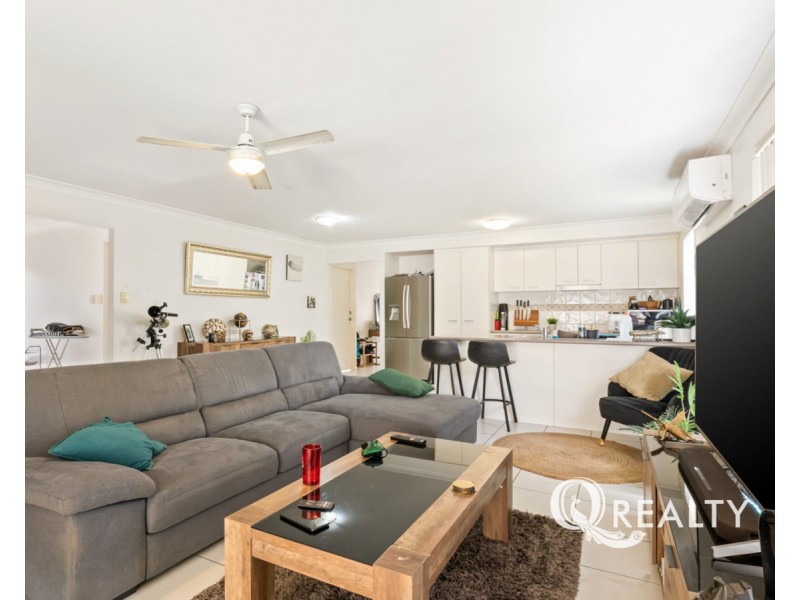 8 Scott Way, Redbank Plains QLD 4301