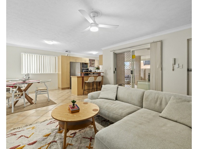 6/15 Cardross Street, Yeerongpilly QLD 4105