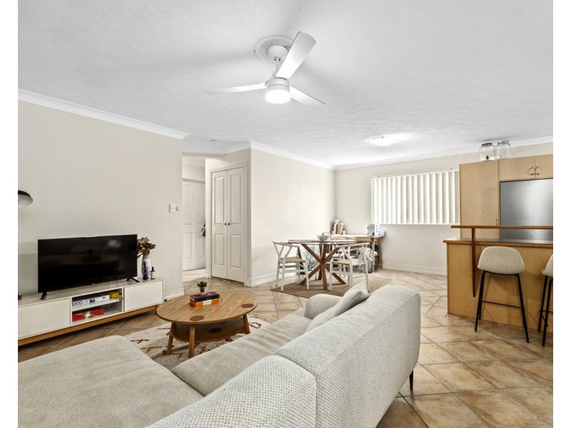 6/15 Cardross Street, Yeerongpilly QLD 4105