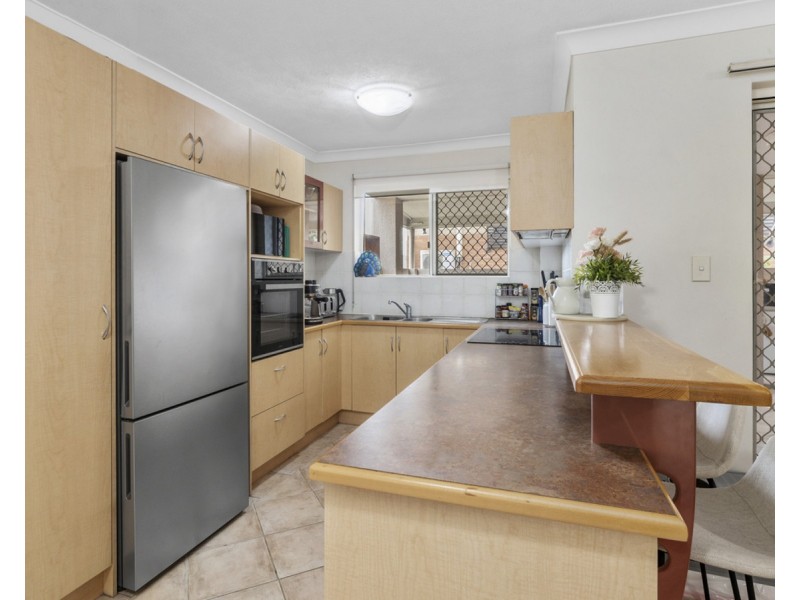 6/15 Cardross Street, Yeerongpilly QLD 4105