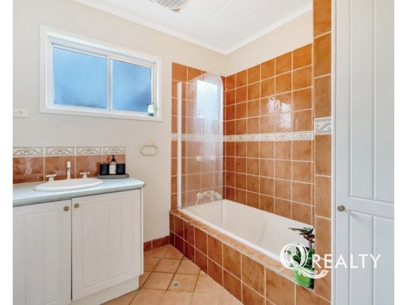 8 Hannam Street, Woodridge QLD 4114