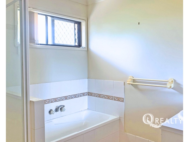 5 Mallan Place, Kuraby QLD 4112