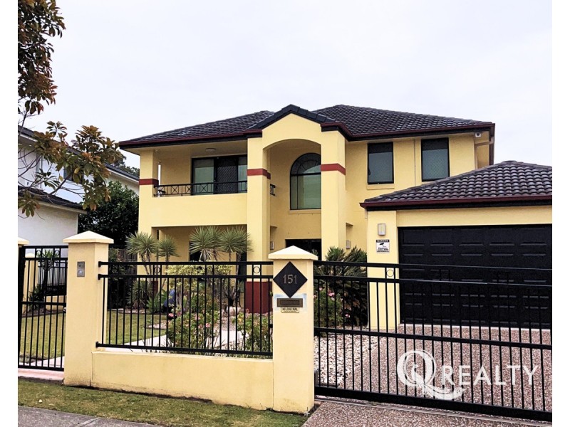 151 The Parkway, Stretton QLD 4116