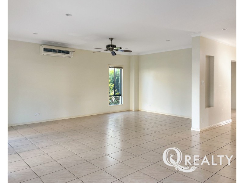 151 The Parkway, Stretton QLD 4116