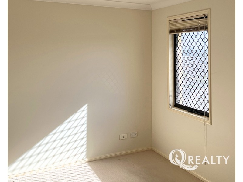 151 The Parkway, Stretton QLD 4116