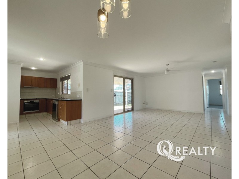 57 Fourth Avenue, Marsden QLD 4132