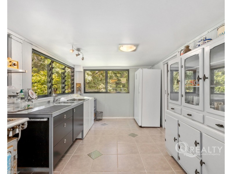 199 – 209 Rosia Road, Park Ridge South QLD 4125