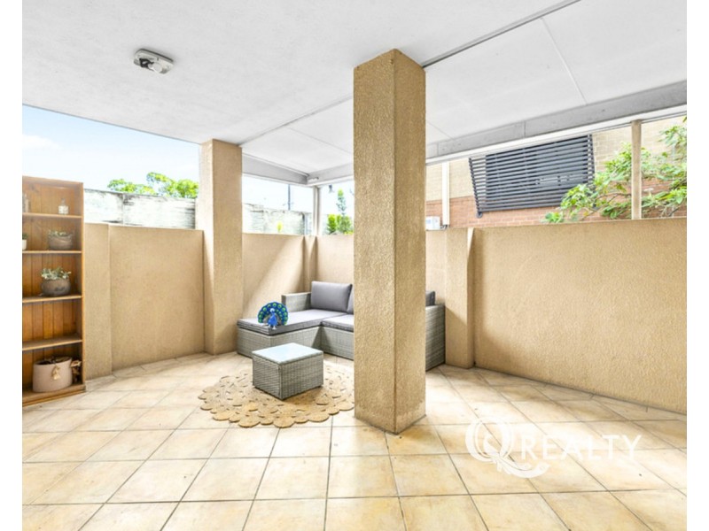 6/15 Cardross Street, Yeerongpilly QLD 4105