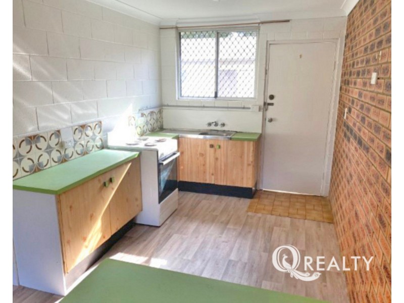 2/42 Defiance Road, Logan Central QLD 4114