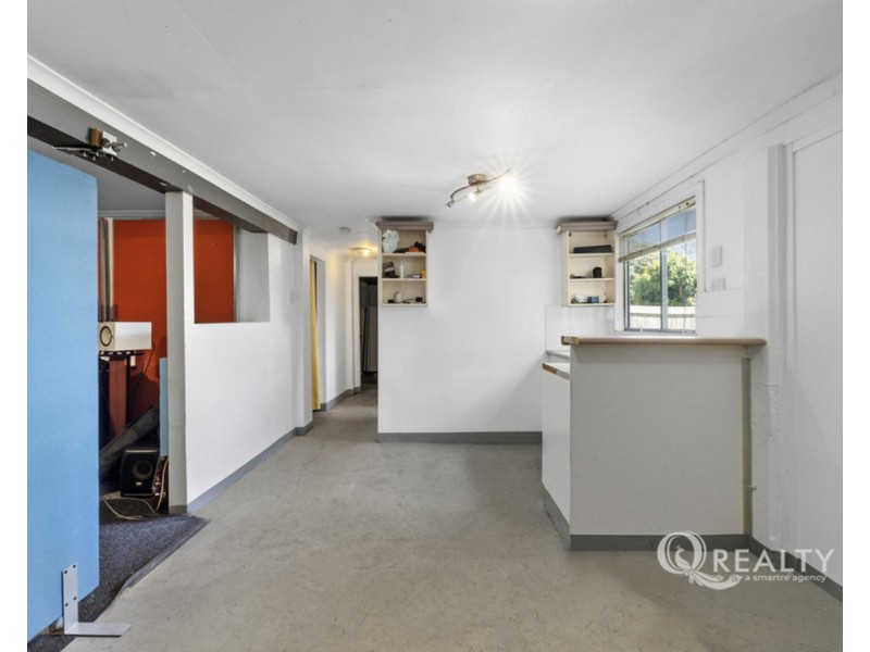 62 Aquarius Drive, Kingston QLD 4114