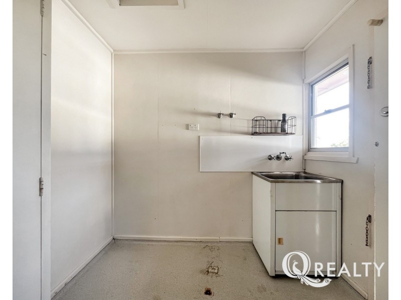 5 Eyre Street, Leichhardt QLD 4305