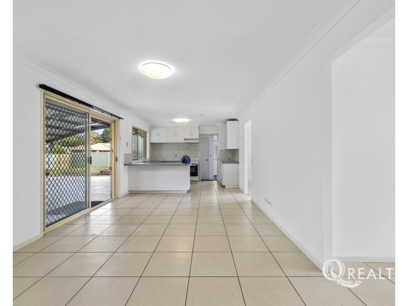 18 Ethion Drive, Regents Park QLD 4118