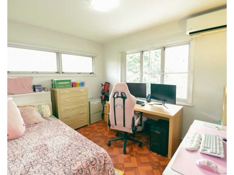 31 Goldfinch Street, Inala QLD 4077