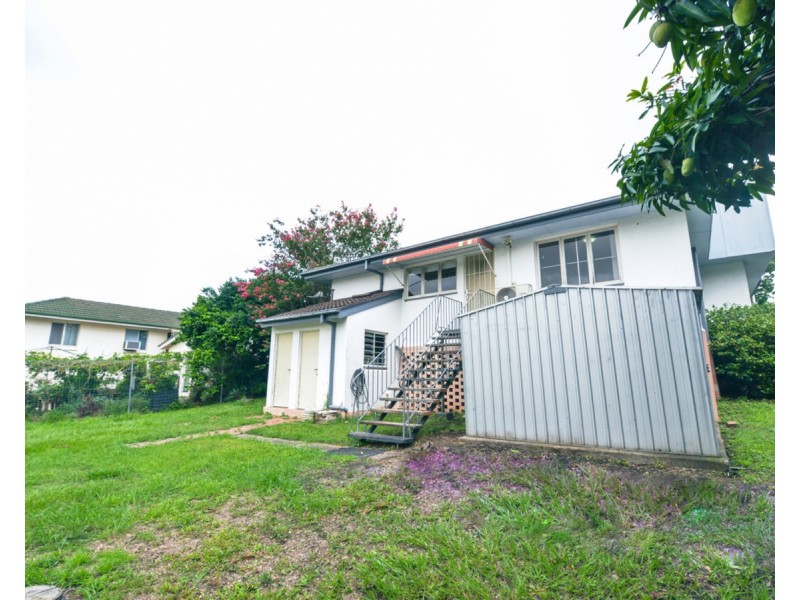 31 Goldfinch Street, Inala QLD 4077