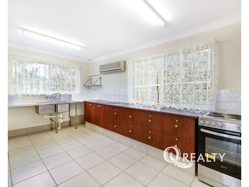 14 Macbeth Street, Kingston QLD 4114