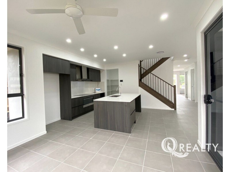 10 Kinwarton Crescent, Calamvale QLD 4116