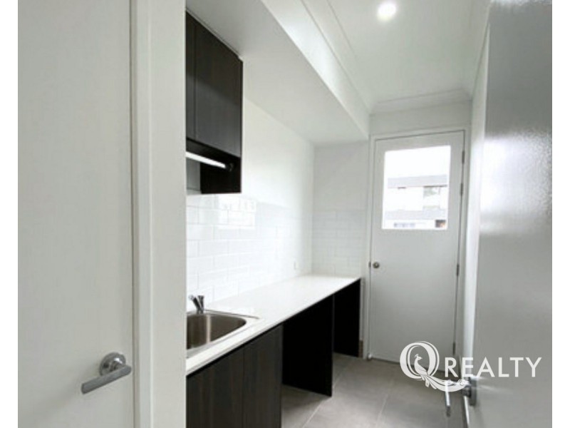 10 Kinwarton Crescent, Calamvale QLD 4116
