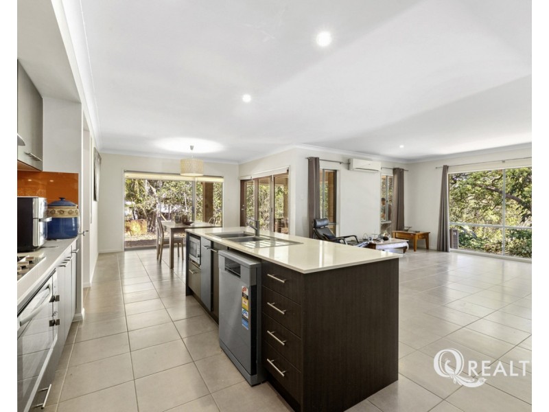 67 Nujooloo Road, Slacks Creek QLD 4127