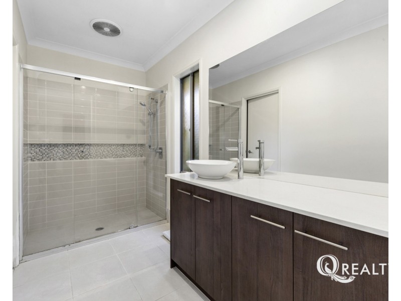 67 Nujooloo Road, Slacks Creek QLD 4127