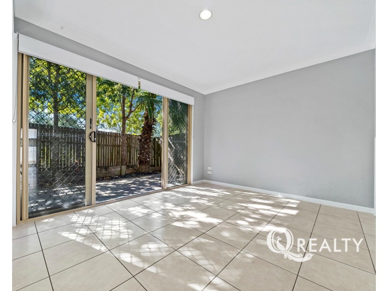 4/13-15 Sally Drive, Marsden QLD 4132