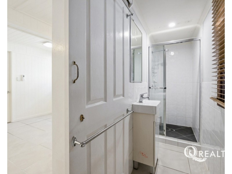 28 Taylor Street, Woolloongabba QLD 4102