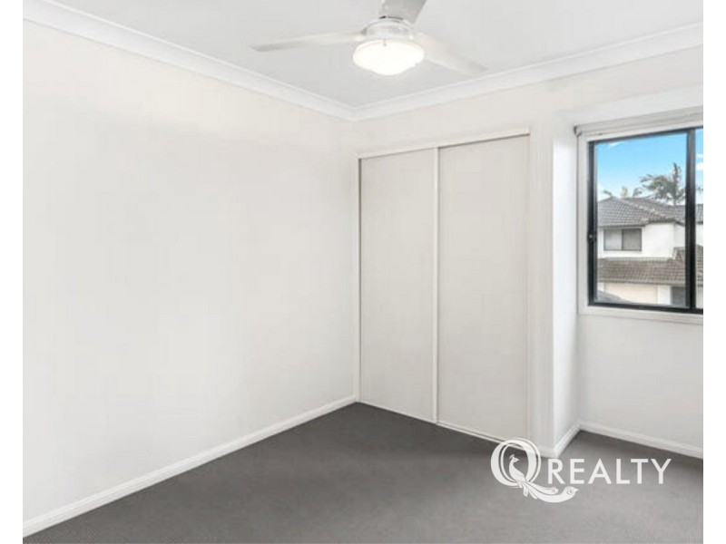 13/16 Violet Close, Eight Mile Plains QLD 4113