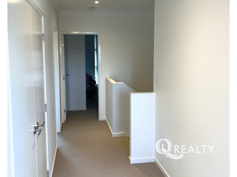 155 Spring Mountain Boulevard, Spring Mountain QLD 4124