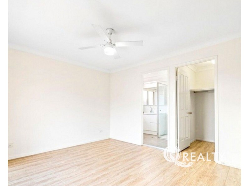 21/20 Young Place, Runcorn QLD 4113