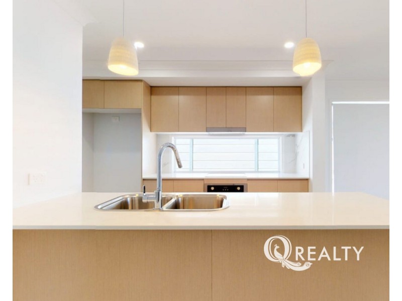 9 Daybreak Street, Spring Mountain QLD 4124